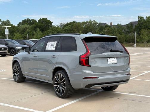 Vapour Grey 2026 Volvo XC90 B6 Ultra Dark Theme 7-Seater