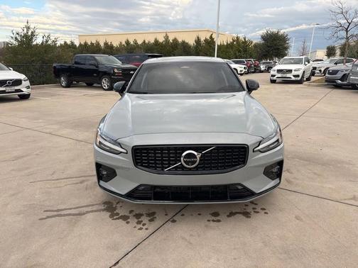 2024 Volvo S60 Ultimate