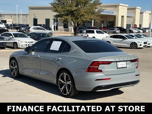 2024 Volvo S60 Ultimate