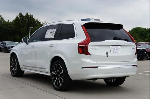 2025 Volvo XC90 B6 Plus 7-Seater