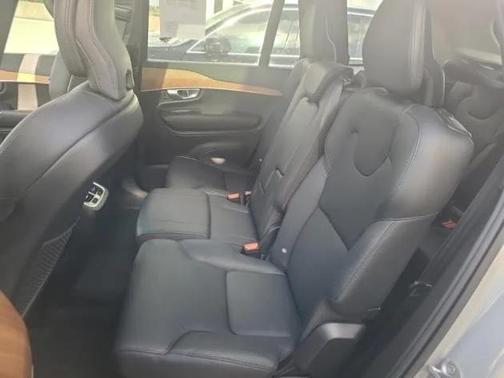 2023 Volvo XC90 B6 Plus 7-Seater