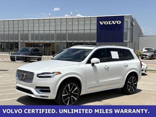2024 Volvo XC90 B6 Plus Bright Theme