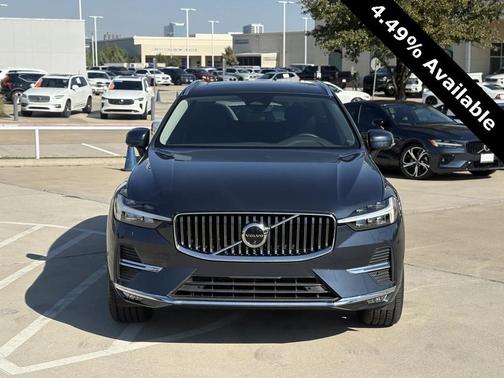 2023 Volvo XC60 B5 Plus Bright Theme