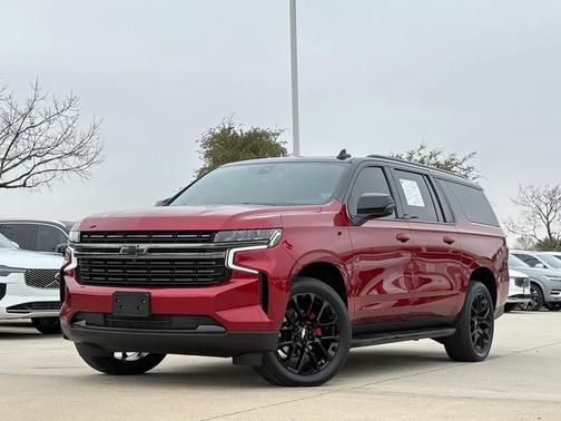 2022 Chevrolet Suburban RST