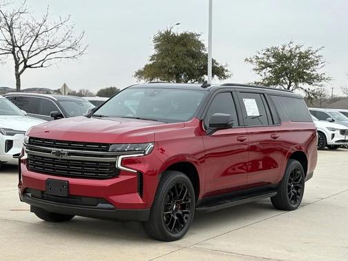 2022 Chevrolet Suburban RST