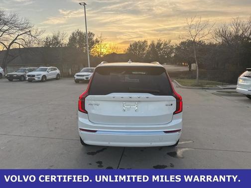 2025 Volvo XC90 B6 Plus 7-Seater