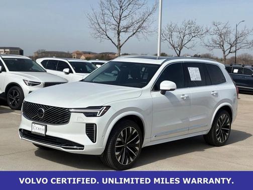 2025 Volvo XC90 B6 Plus 7-Seater