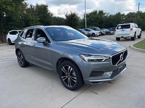 2020 Volvo XC60 T6 Momentum