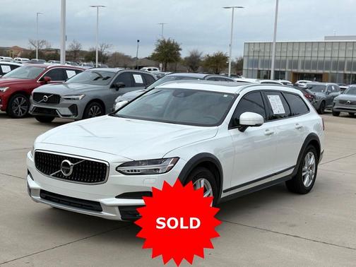 2018 Volvo V90 Cross Country T5
