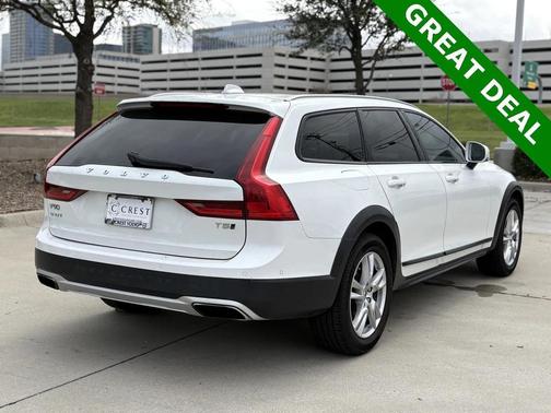 2018 Volvo V90 Cross Country T5
