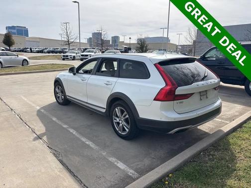 2018 Volvo V90 Cross Country T5