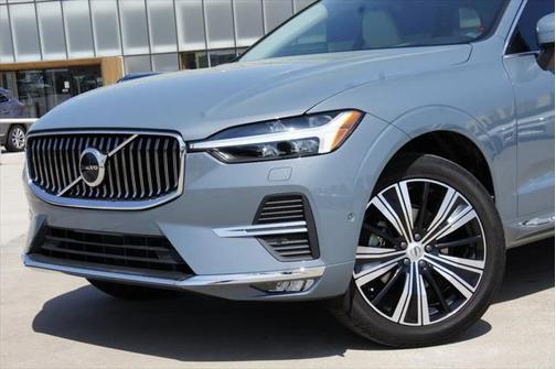 2022 Volvo XC60 B5 Inscription