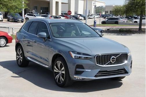 2022 Volvo XC60 B5 Inscription