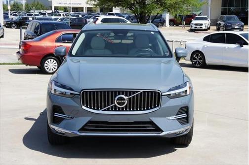 2022 Volvo XC60 B5 Inscription