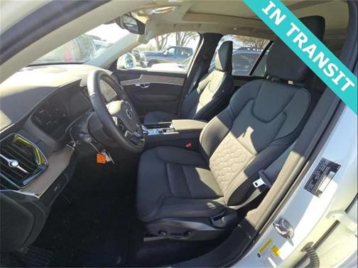 2025 Volvo XC90 B6 Plus 7-Seater