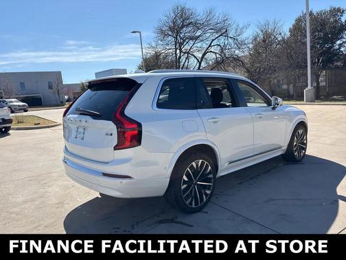 2025 Volvo XC90 B6 Plus 7-Seater