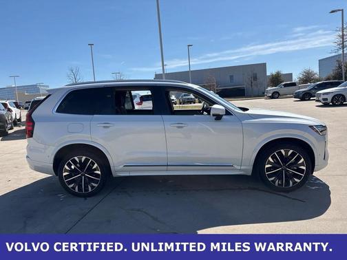 2025 Volvo XC90 B6 Plus 7-Seater