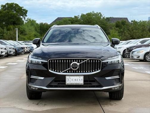 2022 Volvo XC60 B5 Inscription
