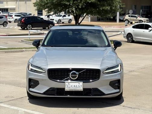 2025 Volvo S60 B5 Core