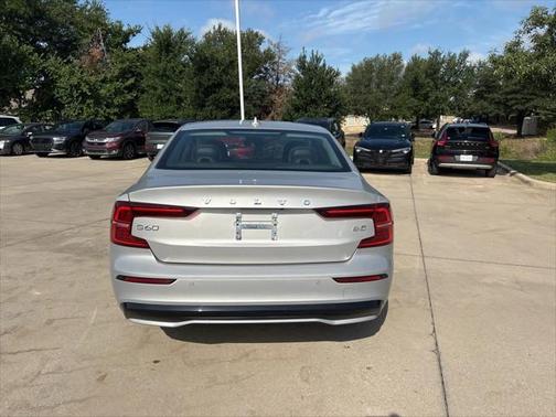 2025 Volvo S60 B5 Core