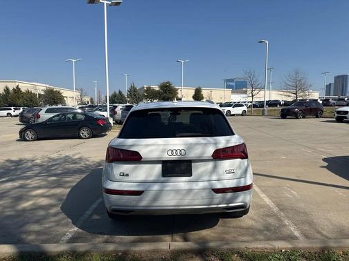 2018 Audi Q5 2.0T Tech Premium