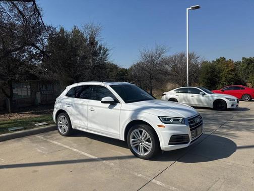 2018 Audi Q5 2.0T Tech Premium