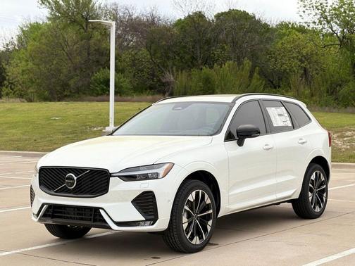 Crystal White 2026 Volvo XC60 B5 Plus