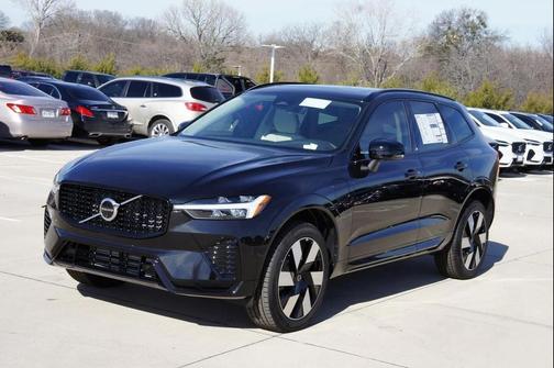 2025 Volvo XC60 Plug-In Hybrid T8 Plus