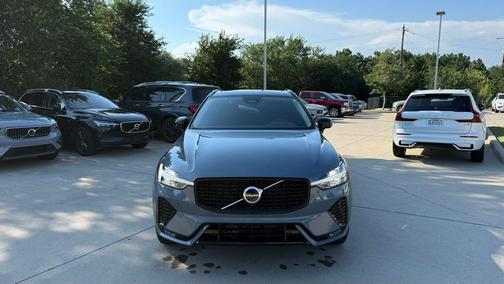 Thunder Gray Metallic 2024 Volvo XC60 B5 AWD