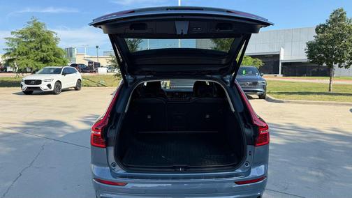 Thunder Gray Metallic 2024 Volvo XC60 B5 AWD