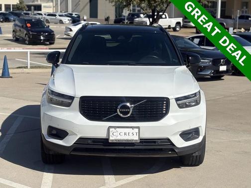 2020 Volvo XC40 T4 R-Design