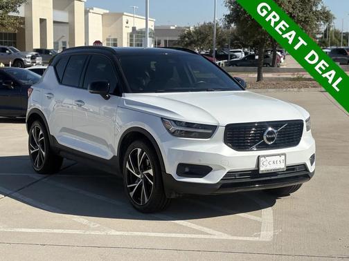 2020 Volvo XC40 T4 R-Design
