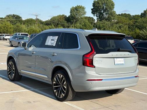 Vapour Grey 2026 Volvo XC90 Plug-In Hybrid T8 Ultra 7-Seater