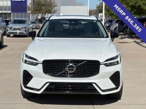 2023 Volvo XC60 Recharge Plug-In Hybrid T8 Plus Dark Theme
