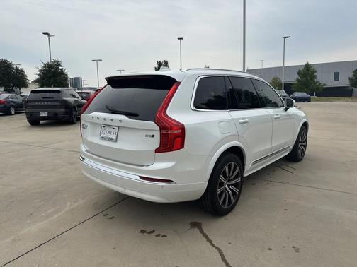 2024 Volvo XC90 B5 Core