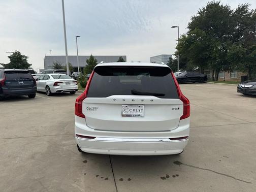 2024 Volvo XC90 B5 Core