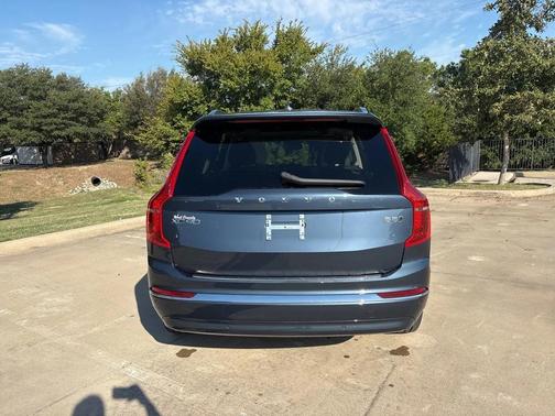 2024 Volvo XC90 AWD Plus
