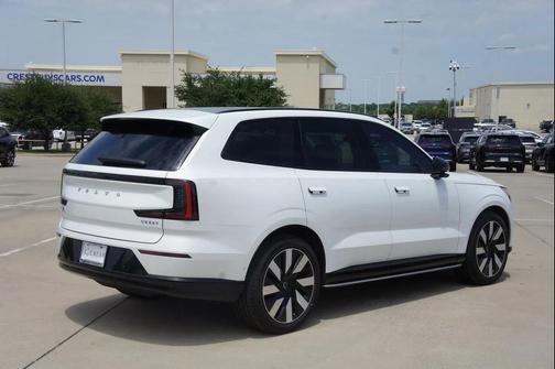 2025 Volvo EX90 Twin Motor Performance Ultra 7-Seater