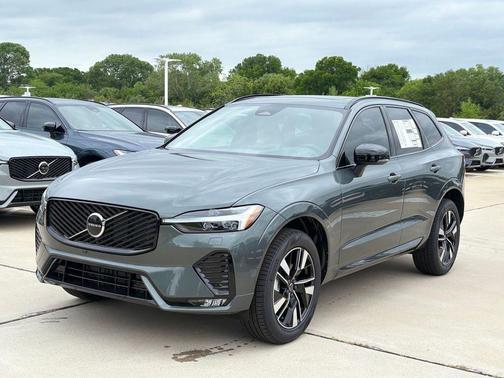 Forest Lake 2026 Volvo XC60 B5 Core