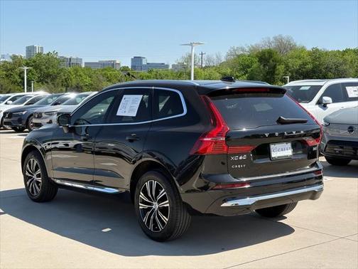 2022 Volvo XC60 B5 Inscription