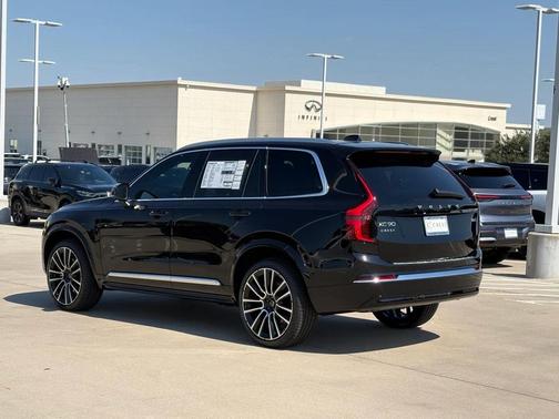 2026 Volvo XC90 B6 Plus 7-Seater