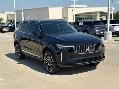 2026 Volvo XC90 B6 Plus 7-Seater