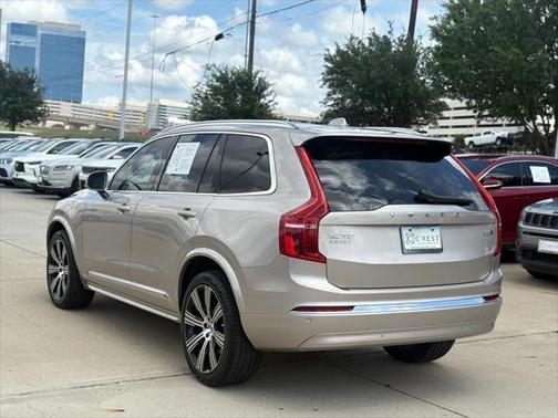 2024 Volvo XC90 B5 Plus