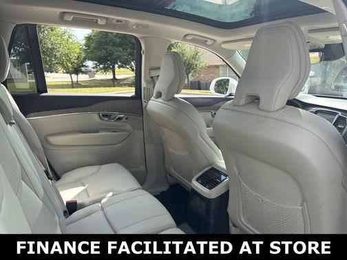 Crystal White Metallic 2023 Volvo XC90 Recharge Plug-In Hybrid T8 Plus Bright Theme 7 Passenger