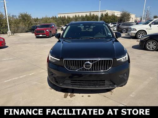 2023 Volvo XC40 Ultimate