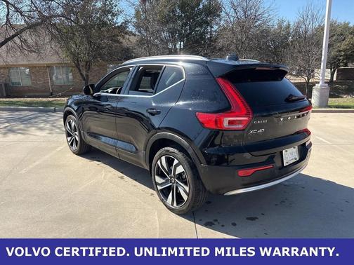 2023 Volvo XC40 Ultimate