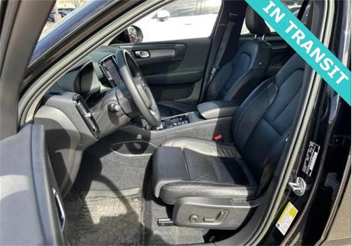 2023 Volvo XC40 Ultimate