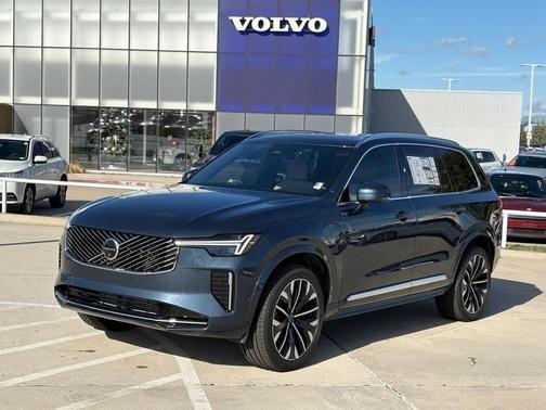 2025 Volvo XC90 Plug-In Hybrid T8 (2025.5) Plus 7-Seater
