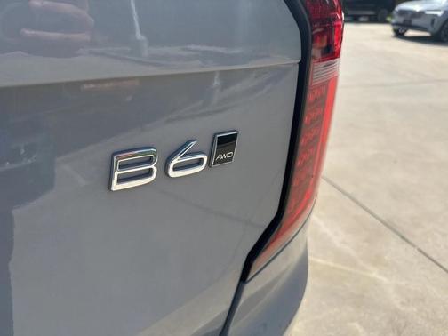2025 Volvo XC90 B6 Plus 7-Seater