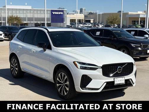 2025 Volvo XC60 B5 Plus